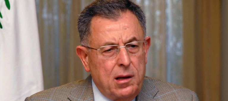  السنيورة: رئيس الجمهورية يخرق الدستور بتسمية الوزراء المسيحيين والأوضاع تتطلب مبادرات حقيقية