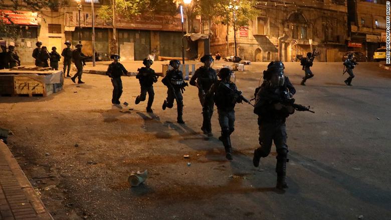 تقرير “هيومن رايتس ووتش” يكشف جرائم وعنصرية العدو الإسرائيلي  