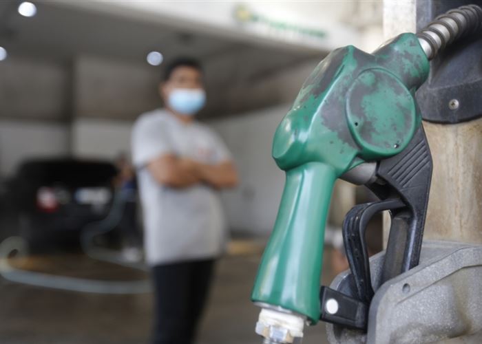 البنزين والديزل الى انخفاض وارتفاع بسعر الغاز