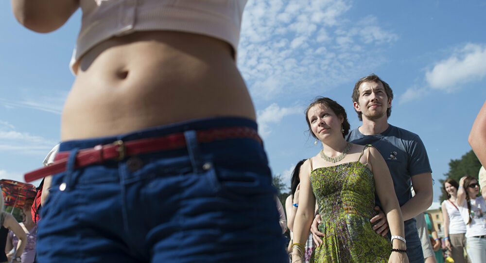 خلال 60 ثانية: 3 خطوات تمنح بطنا مسطحا