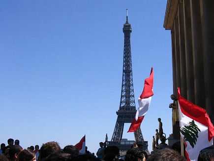 مستشار الرئيس الفرنسي وصل إلى بيروت