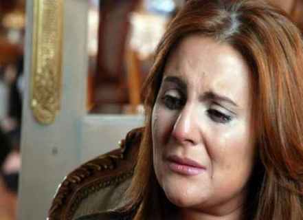بعدما صدمت الجمهور بنحافتها.. رانيا محمود ياسين ترد: من الحزن والقهر على أبويا