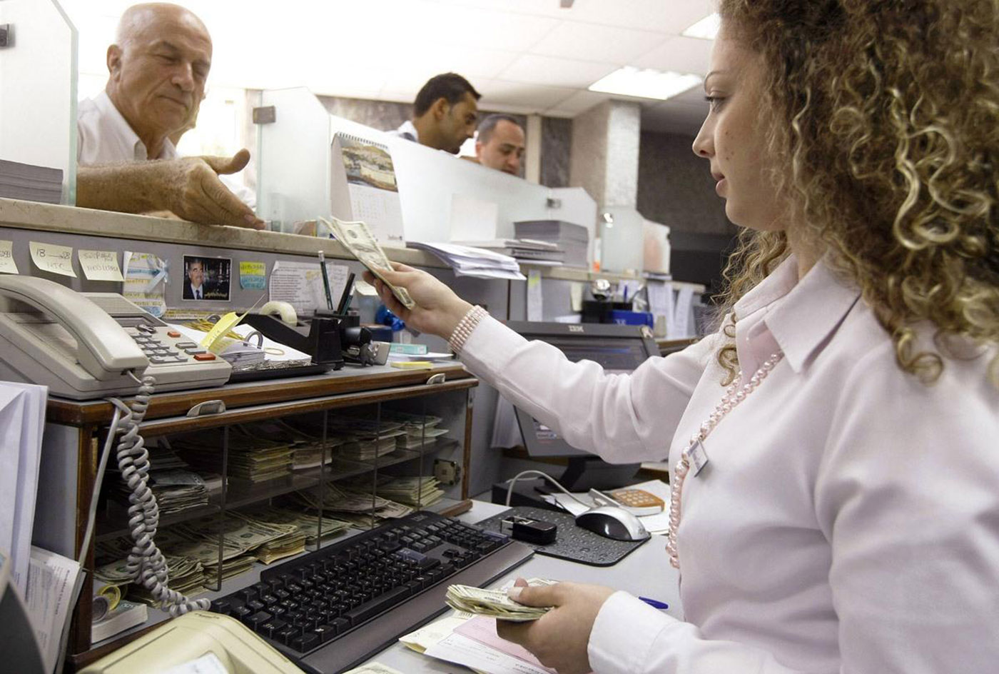 المصارف المُدرجة تسجّل خسائر مجمّعة بقيمة 770.36 مليون دولار