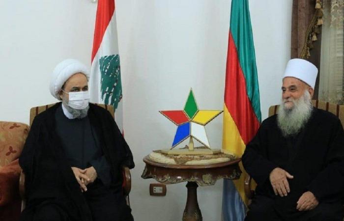  شيخ عقل الموحدين الدروز في لبنان مستقبلاً وفداً إيرانياً: شكر لدعم ايران للمقاومة وتصديها للمؤامرات.. ودعوة رسمية لزيارة الجمهورية الإسلامية