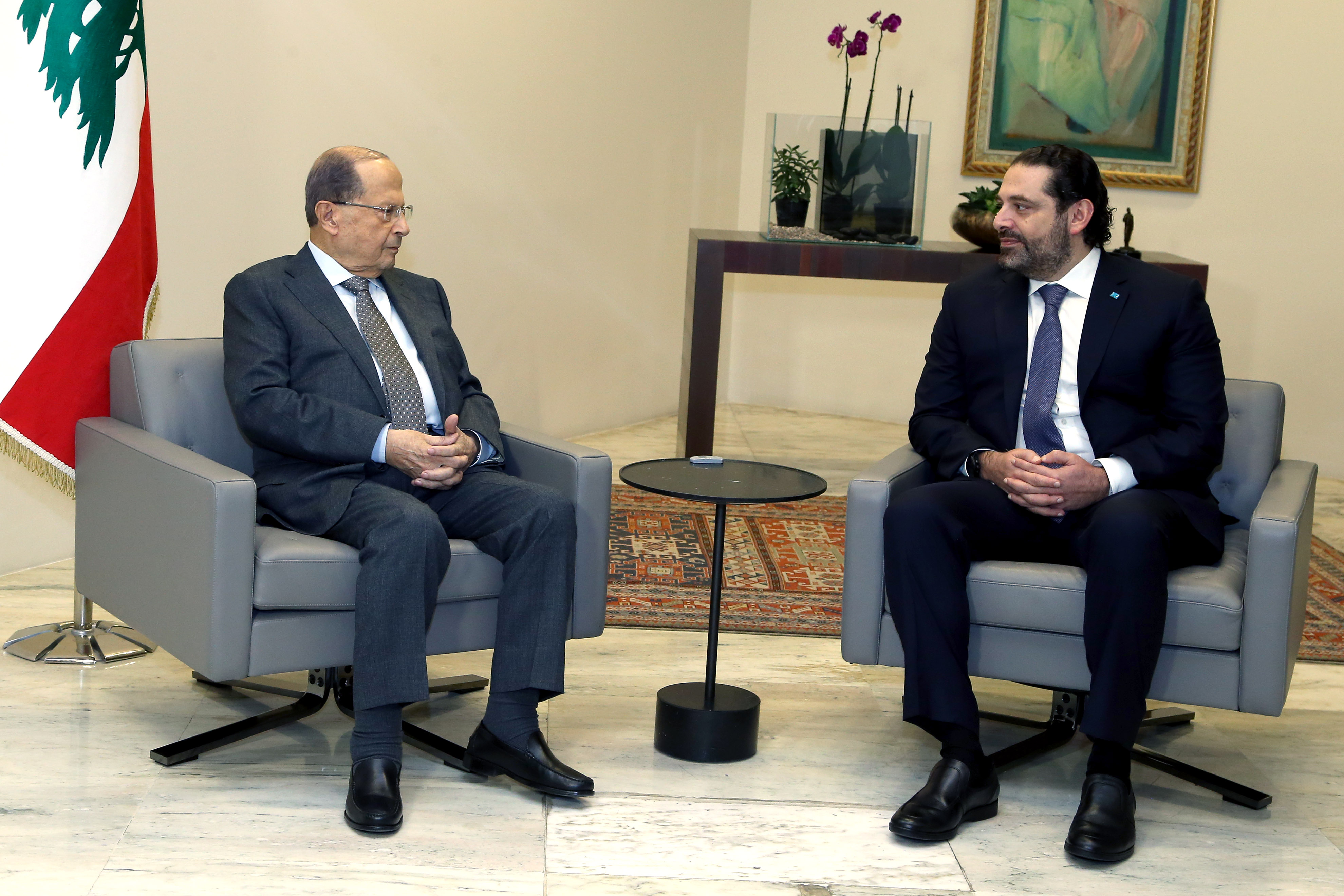 الحريري لا يعتذر وميقاتي غير مرشح: لا تعاون مع عون وانقاذ عهده