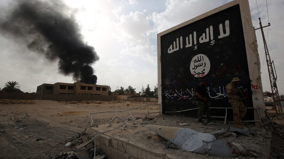 الناطق باسم داعش يصف شيوخ عشائر شرق سوريا بـ 