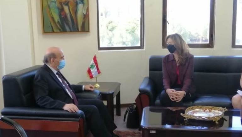 وزير الخارجية: لم تقنعني السفيرة الأميركية