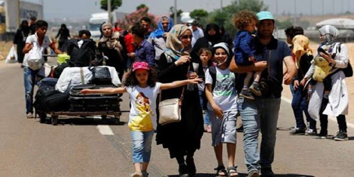 الغرب يعرقل عودة اللاجئين السوريين إلى بلادهم