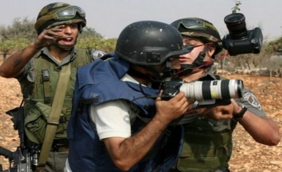 153 انتهاكا إسرائيليا ضد الصحفيين بينهم شهيد خلال الشهر الماضي