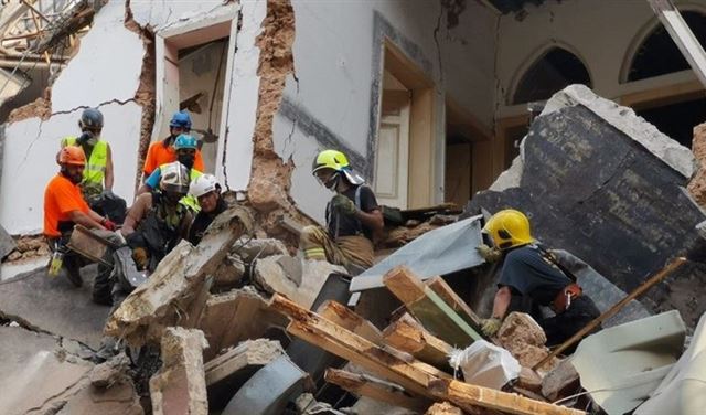 الفريقُ التشيلي... 