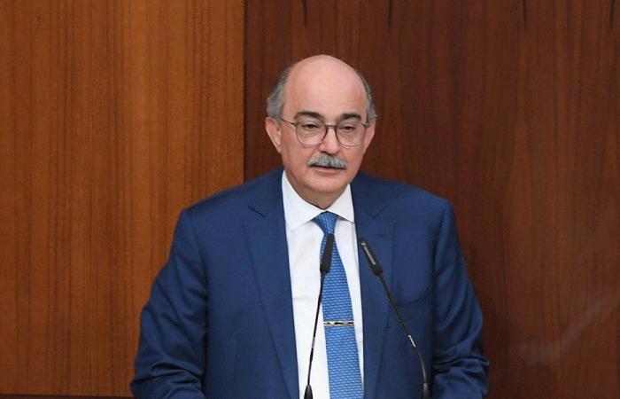 نجم يطالب بإقفال البلد فورا: أعان الله الشعب على هكذا حكام!