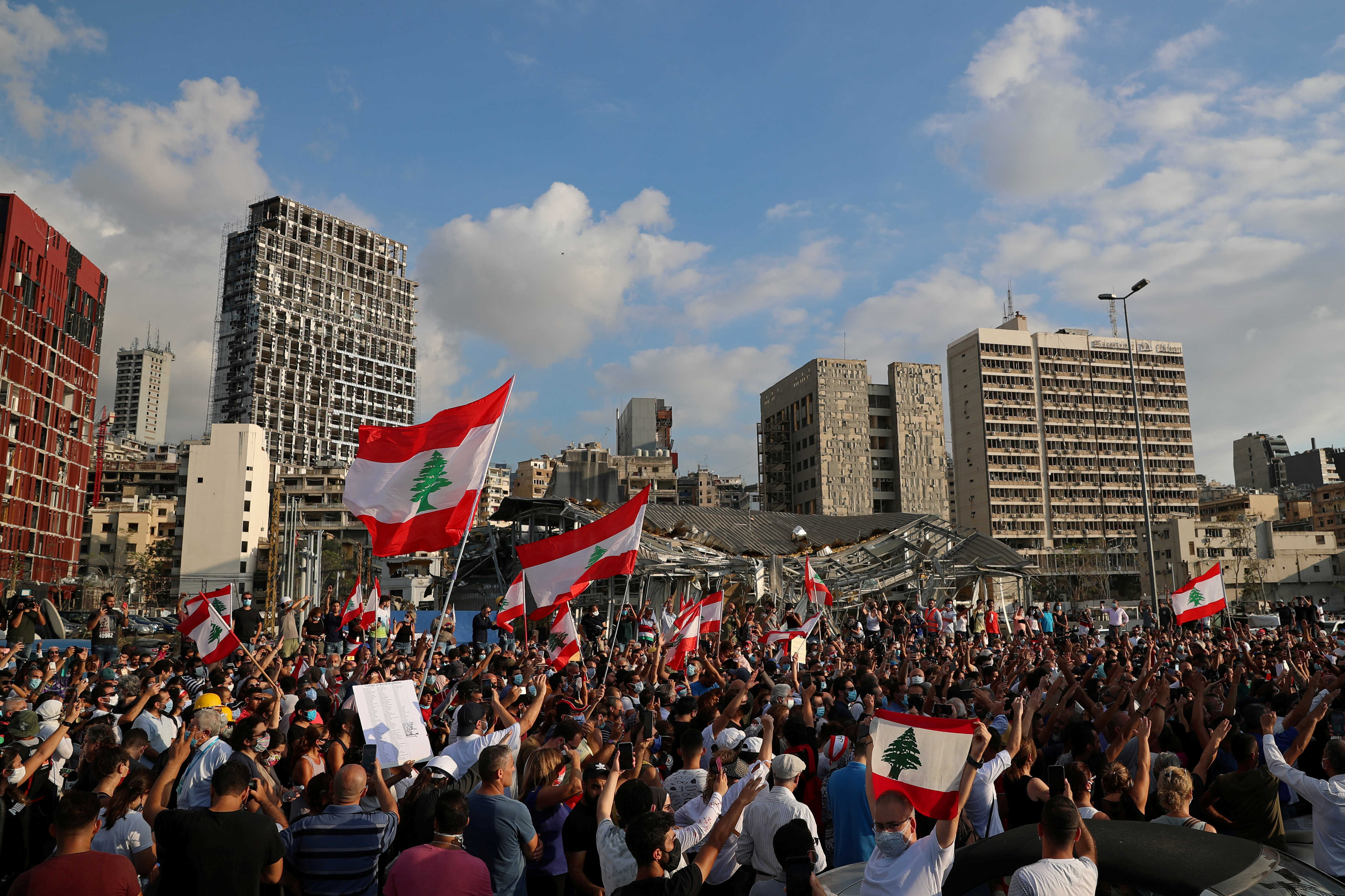 ضغط دولي اقليمي على لبنان: فرنسا اميركا السعودية الامارات ومصر.. اليكم ما يحصل!