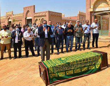 انهيار رجاء حسين... جنازة عايدة كامل بدون فنانين